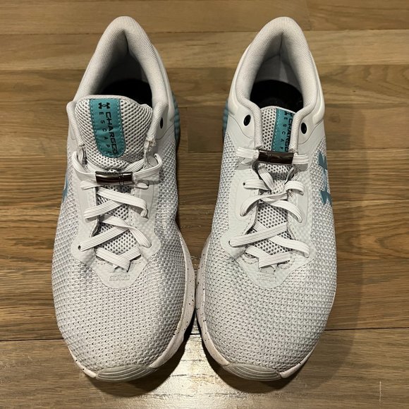 Under Armour Escape Shoes in Size 9.5 - Picture 3 of 8